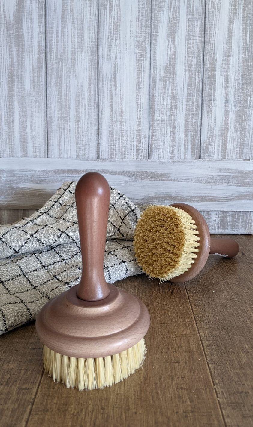 Beech Wood + Sisal Cleaning Brush