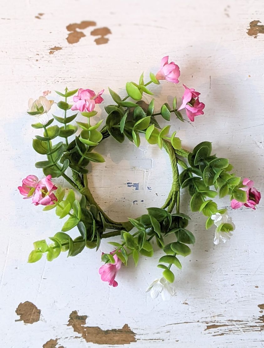 Pink & White Flower Candle Ring