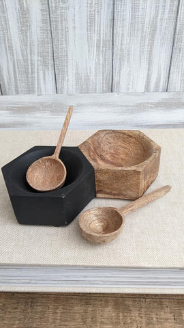 salt and pepper pinch bowl with wood spoons
