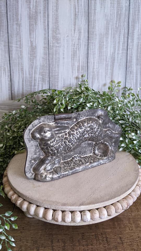 vintage tin chocolate rabbit mold