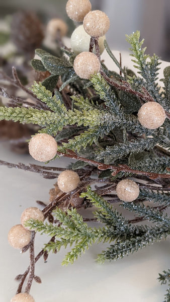 Hemlock & Cream Berry Candle Ring