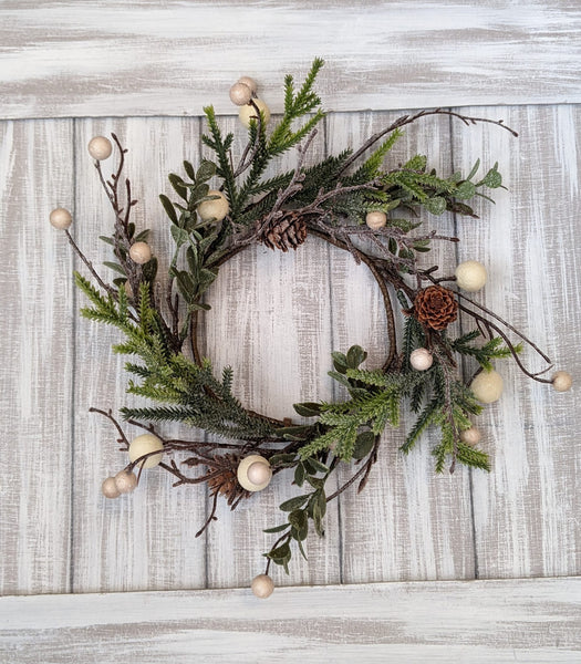 Hemlock & Cream Berry Candle Ring