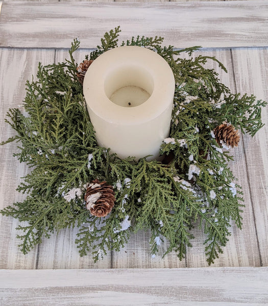 Snowy Cedar Candle Ring