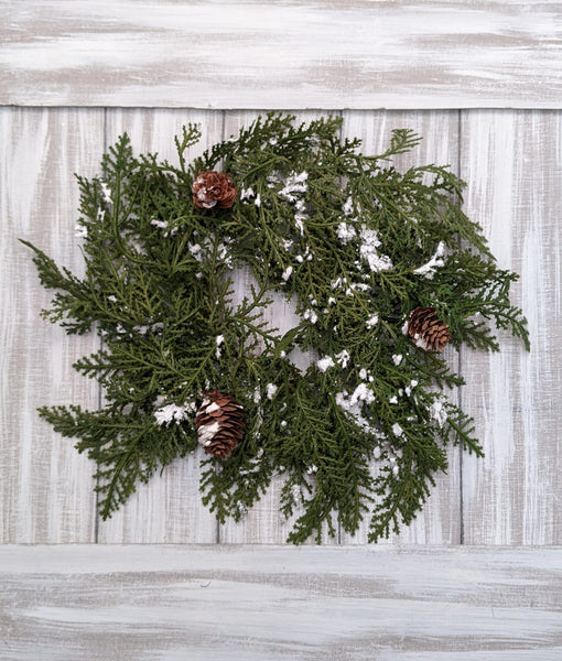 Snowy Cedar Candle Ring