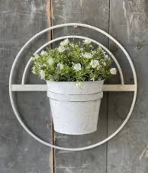 Stratus Wall Floral Holder
