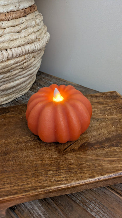Pumpkin Candle with Moving Wick