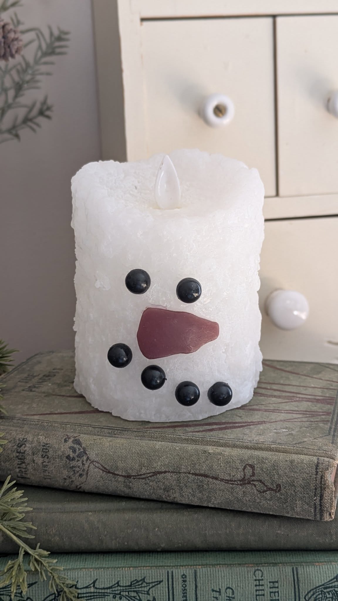 Snowman Moving Flame Candle