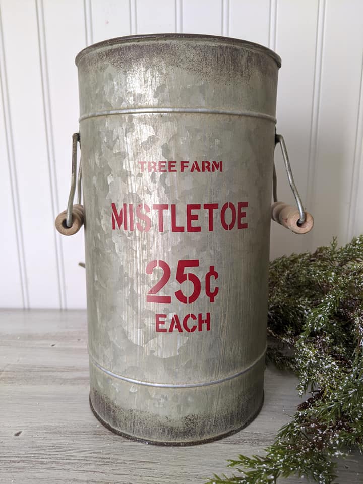Mistletoe Bucket