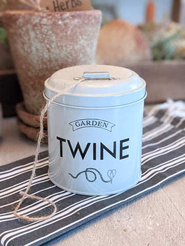 garden twine keeper can with cutter