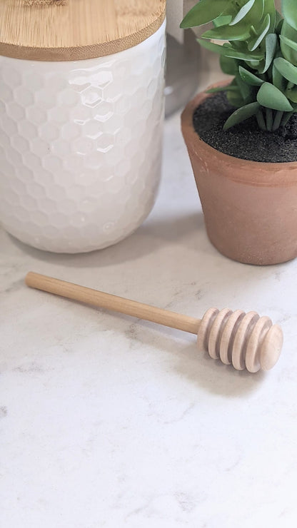 wood honey dipper