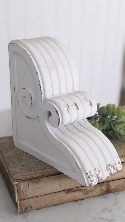 White Antique-Inspired Corbel