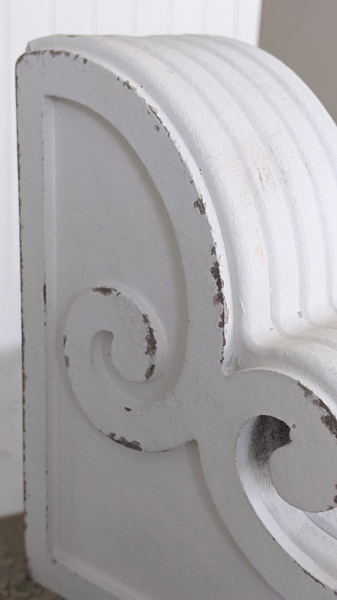 White Antique-Inspired Corbel